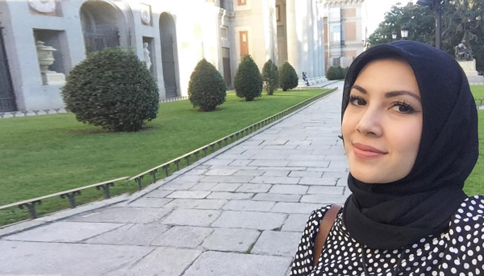 Setelah Dalami Islam, Ratna Galih Rasakan Kenikmatan dalam Hidup 1