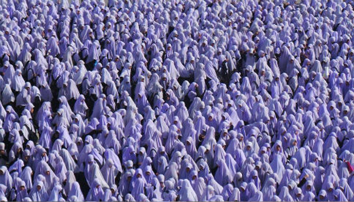Ingin Melihat Lautan Jilbab? Pergilah ke Patani! 1