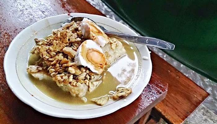 Lengkapi Wisata Kuliner di Malang dengan Menyantap Orem-Orem 1