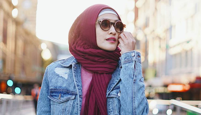 Demi Penuhi Keinginan Berhijab, Presenter Ini Rela Kehilangan Pekerjaannya 2