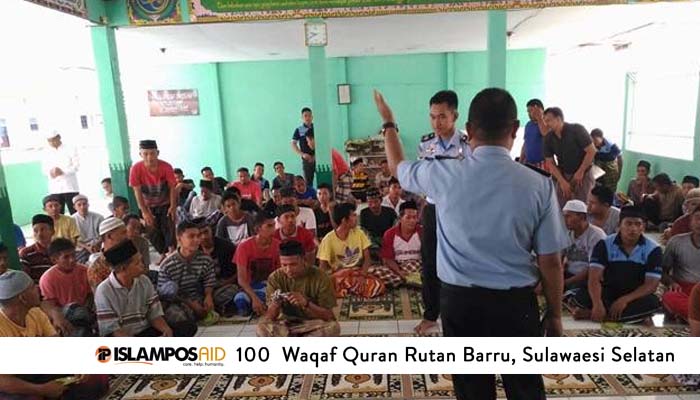100 Quran Waqaf Sudah Disalurkan IslamposAid ke Barru  