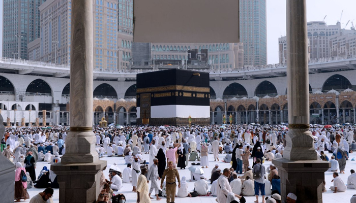 Kiswah Kain Penutup Ka'bah, Doa untuk Kota Mekkah dan Madinah, Tata Cara Melaksanakan Sa'i, Keutamaan 10 Hari Pertama Bulan Dzulhijjah, 10 Hari Pertama Bulan Dzulhijjah