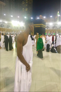 Sambut Ramadan, Paul Pogba Berangkat Umrah 2 paul pogba