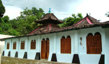 Ini Dia Daftar 4 Masjid Tertua di Indonesia 2 Masjid Tertua