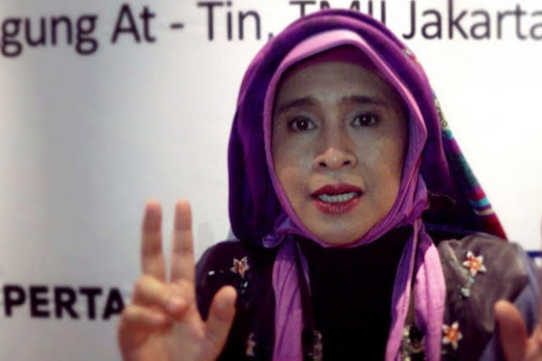 Warganet Ramai Persoalkan Doa dan Puisi Neno Warisman di Warganet Ramai Persoalkan Doa dan Puisi Neno Warisman di
