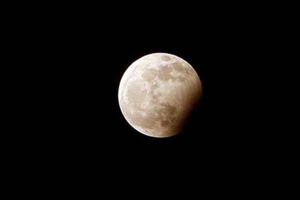 Ilustrasi Gerhana Bulan. Foto: kalastro.id