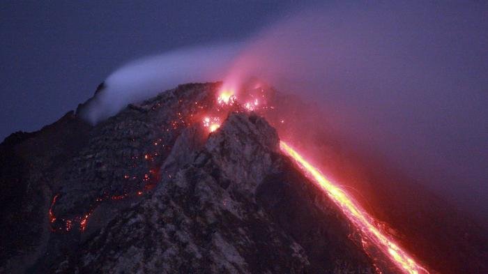 Gunung Sinabung Meletus Dini Hari Tadi 1