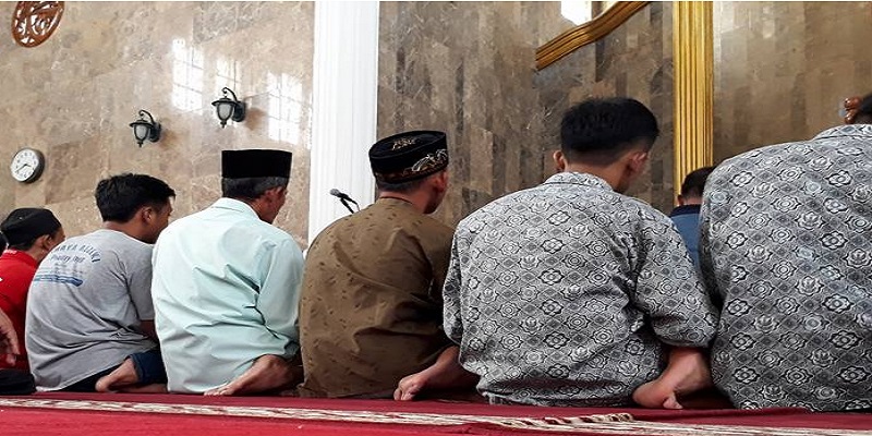 Kesalahan imam dan makmum shalat Jumat: