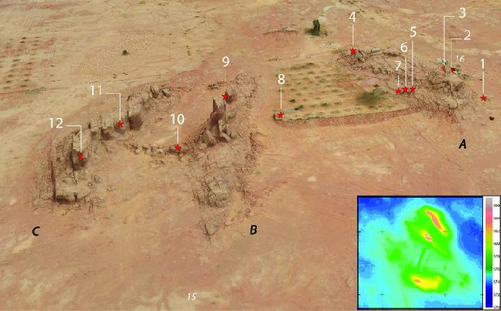 Arkeolog Temukan Belasan Relief Unta Berukuran Jumbo di Gurun Saudi 1