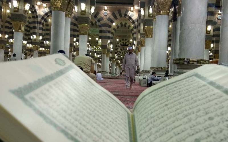 Bolehkah Membaca Al-Qur’an Beramai-ramai untuk Orang yang Sakit?