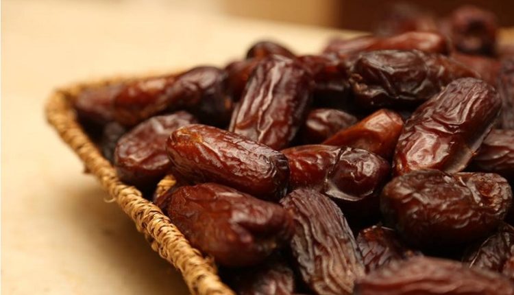 Ini 10 Jenis Kurma dan Kandungan Nutrisinya 4 Ini 10 Jenis Kurma dan Kandungan Nutrisinya 3 nutrisi kurma