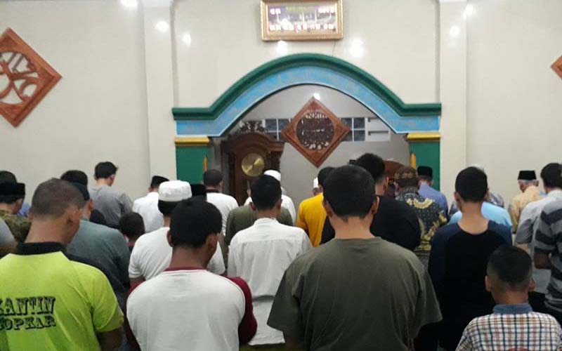 Apa Pengaruh Tarawih bagi Pencernaan?