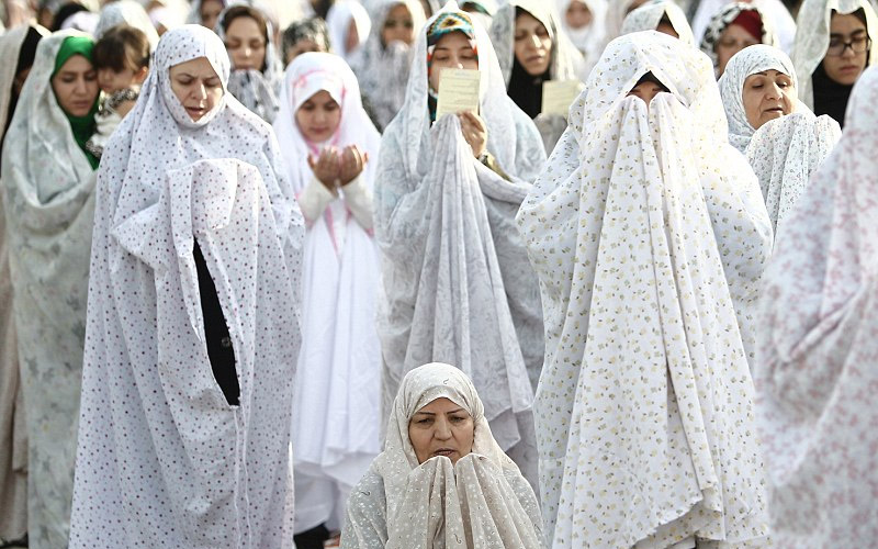 Larangan bagi Perempuan Haid atau Nifas, Miss V Keluarkan Angin Saat Shalat, Dalil Takbir Malam Idul Fitri