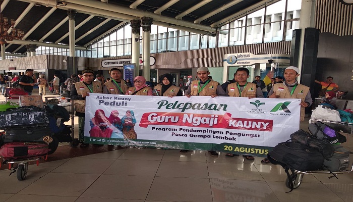 Ustaz Bobby Herwibowo Melepas Relawan Guru Ngaji Kauny ke 