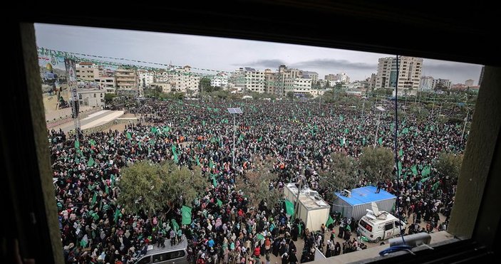 Ribuan warga ikuti hari jadi Hamas. Foto: PIC