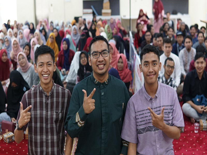 Pejuang subuh Purwakarta

Foto: Edoy