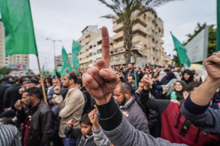 Warga Gaza menggelar protes. Foto: BBC/ Lightrocket