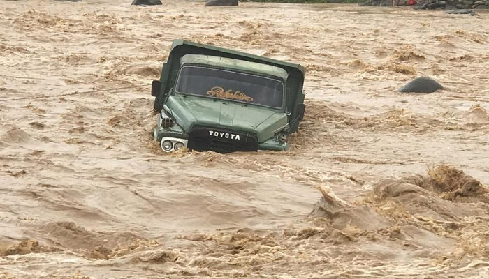 air bah di padang
