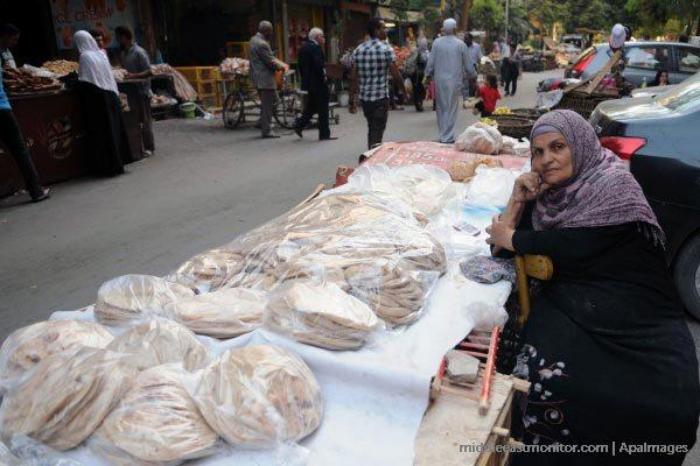 Makanan bekas ramai dijual di pasar-pasar Mesir. Foto: Memo