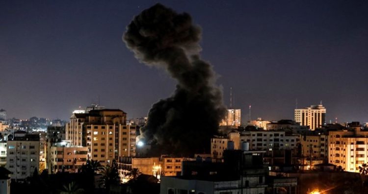Tentara Israel membombardir Gaza. Foto: PIC
