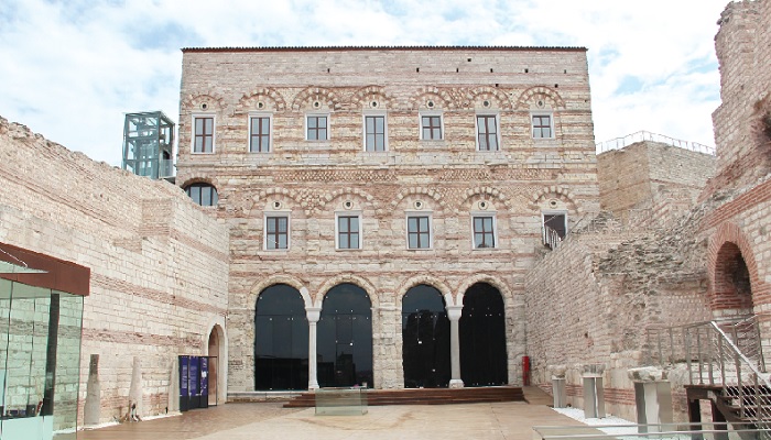 istana Tekfur Sarayi yang akan dijadikan museum di Istanbul, Turki. Foto: Yeni Asya