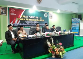 rapat Pleno ke-42 Dewan Pertimbangan MUI dengan tema "Peran Umat Islam yang terlupakan dalam Pembentukan Negara RI" di kantor MUI, Menteng, Jakarta Pusat, Rabu (28/8/2019). Foto: Rhio/ Islampos