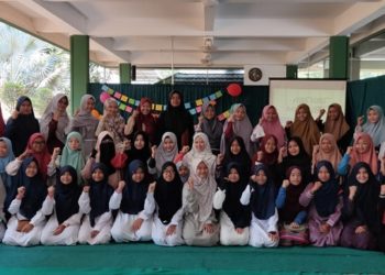Komunitas Remaja Peduli Ummat (RPU) bekerja sama dengan DKM Masjid Baitul Hikmah BIC mengadakan kegiatan bertajuk Talkshow dengan tema "Muda Moody Hijrah." Foto: Istimewa