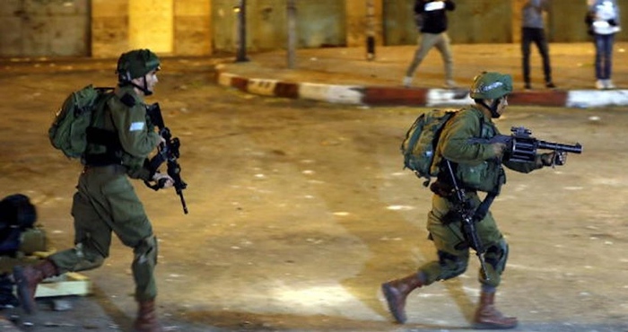 Diserang Gas Air Mata Tentara Israel, Puluhan Warga Palestina Sesak Nafas