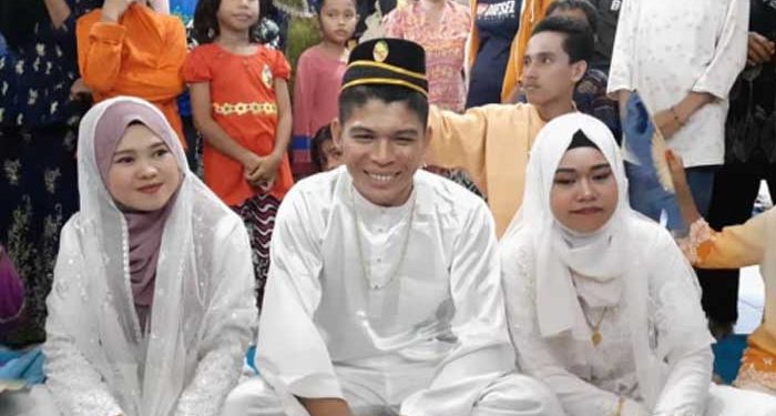 Viral Foto Pria Nikahi 2 Wanita Sekaligus - Islampos