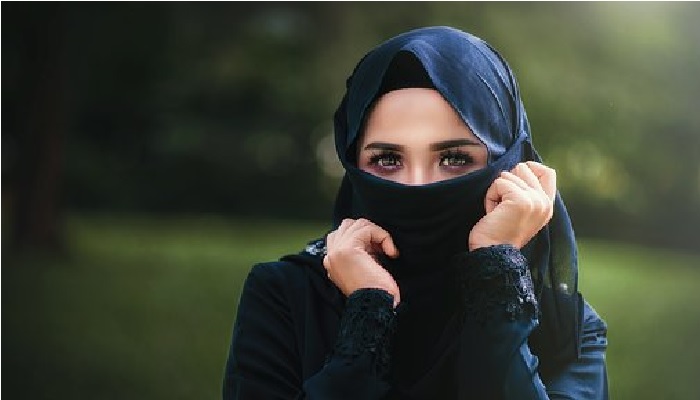 hukummenggunakan jilbab