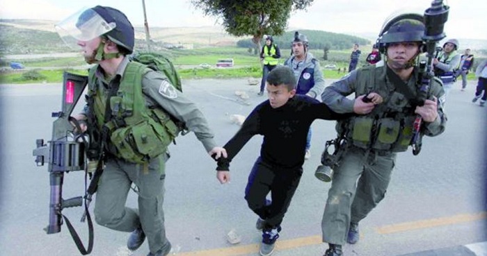 Anak-anak Palestina jadi target penangkapan tentara Israel. Foto: PIC