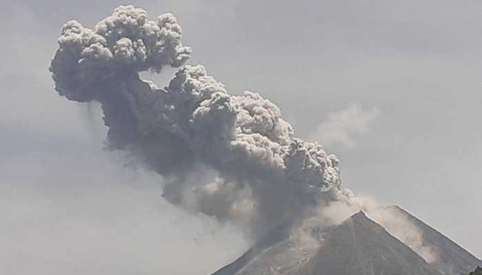 Gunung Merapi meletus. Foto: Detik