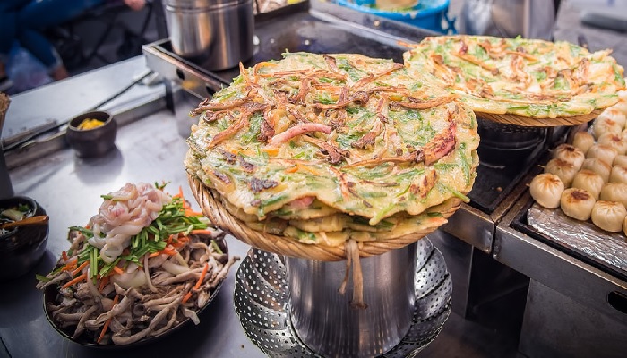 Jalan-Jalan ke Korea, Ini 9 Street Food Halal yang Direkomendasikan buat Wisatawan Muslim 3 Korea