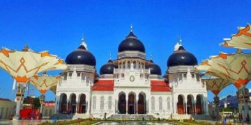 Masjid Agung Banda Aceh. Foto: Steemit