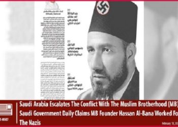 Artikel surat kabar pemerintah Arab Saudi, Okaz, yang menuduh kelompok Ikhwanul Muslimin berkomplot dengan rezim Nazi di masa lalu. Foto: Sindo