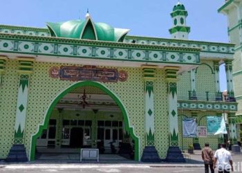 Masjid Raya Klaten di Jalan Pemuda Tengah. Foto: Achmad Syauqi/detikcom