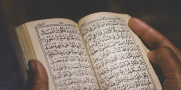 Hukum Membakar Al-Quran