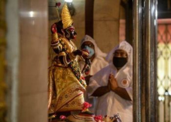 Masyarakat India menyembah Dewi Virus Corona. Foto: Alarabiya