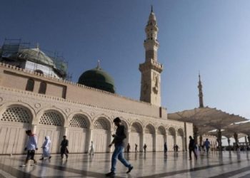 masjid-masjid di Saudi kembali ditutup. Foto: CNN