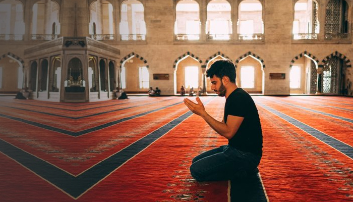 Ini 7 Doa Agar Dimudahkan Rezeki yang Halal 5 Ini 7 Doa Agar Dimudahkan Rezeki yang Halal 4