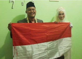 mahar bendera merah putih. Foto: Radar Depok