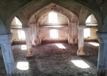 Masjid Aqdam. Foto: 
Abandoned Spaces