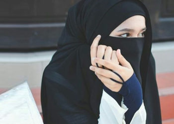 manset cantik Keturunan Syarif dan SyarifahManfaat Jilbab Lebar jatuh cinta, Rahasia Kecantikan Muslimah, Peranan Akhlak, Perempuan Potong Rambut, Hukum Wanita Berambut Pendek, hina, Tips Mengatasi Rambut, hijab, aging