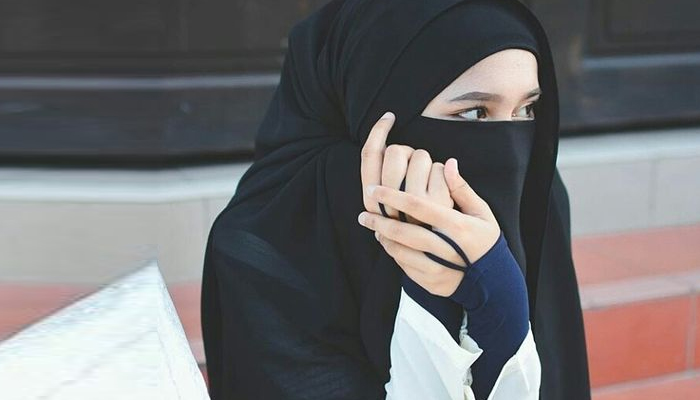 manset cantik Keturunan Syarif dan SyarifahManfaat Jilbab Lebar jatuh cinta, Rahasia Kecantikan Muslimah, Peranan Akhlak