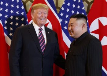 Donald Trump bersama Kim Jong-un. Foto: NBC News