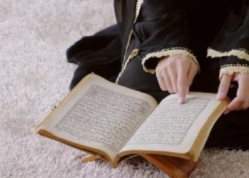 Qariah terbaik asal Indonesia Keunggulan Membaca Al-Qur'an , membiasakan membaca alquran, amalan membaca Alquran, baca quran, gambaran wanita dalam alqurankeutamaan membaca alquran,