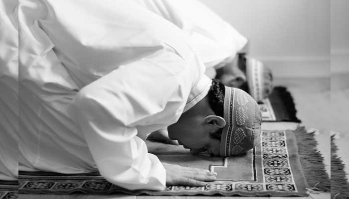 sujud saat shalat, sujud saat shalat idul fitri, sujud saat shalat ied