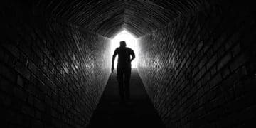 5 Alasan Jangan Mengungkit Dosa Masa Lalu Seseorang yang Sudah Bertaubat 16 Melakukan Perubahan, sifat jujur, orang yang meninggalkan shalat, istidraj, FITNAH, SYAHWAT, maksiat, bunuh diri, dosa, maksiat, taubat