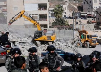 Israel bongkar rumah warga Palestina. Foto: MEMO