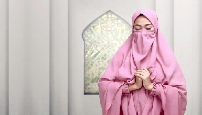 tawakal Cara Meraih Kecantikan yang Dicintai Allah, ujian, , Syarat Busana Muslimah, Hikmah Diwajibkannya Jilbab